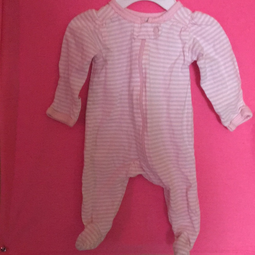 Striped light pink and white footsie
